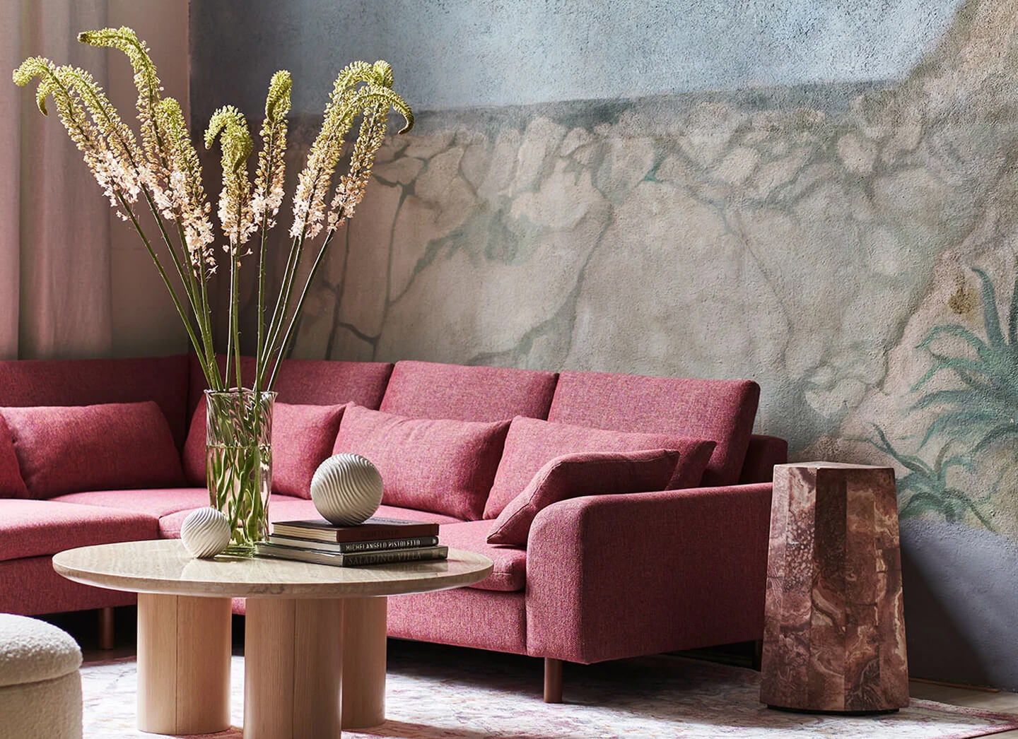 Lire la suite à propos de l’article Which Sofa Style is Best for You?