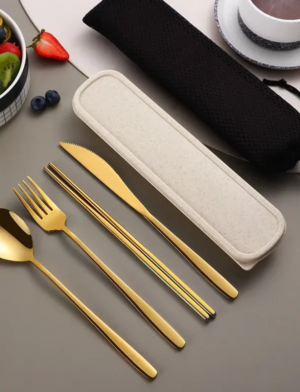 304  – COUVERTS DE TABLE